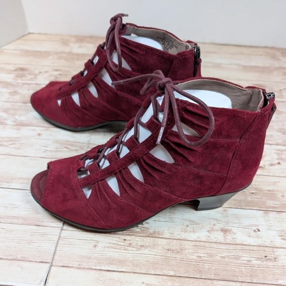 Earth Leather Peep Toe Dress Shoe Bootie Zip enclosure Women's Size 8.5 Burgundy - Picture 2 of 14